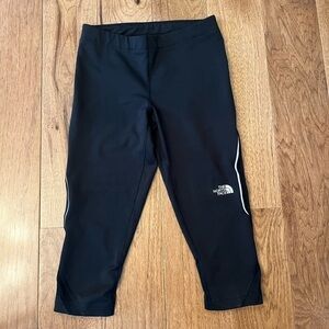 The North Face Crop running Leggings Black Small